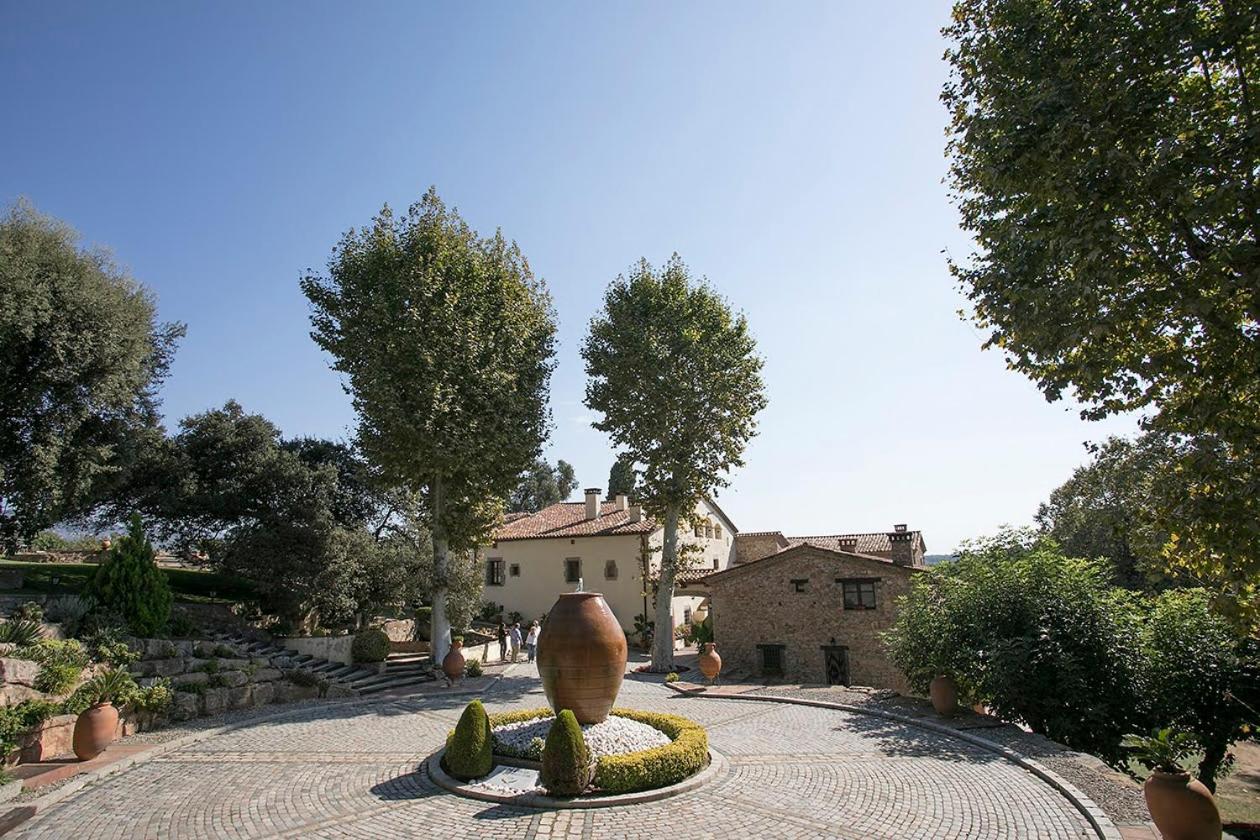 Masia Can Viver - Olive Oil Tourism B&B Bigues I Riells Extérieur photo
