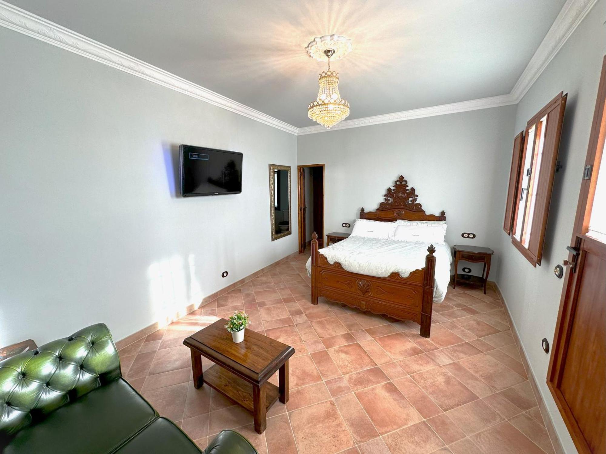 Masia Can Viver - Olive Oil Tourism B&B Bigues I Riells Extérieur photo