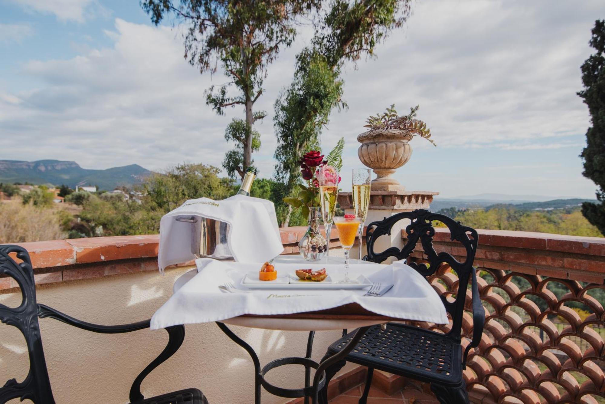 Masia Can Viver - Olive Oil Tourism B&B Bigues I Riells Chambre photo